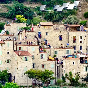 Ecovillaggio Torri Superiore , Torri (Florence) Italie
